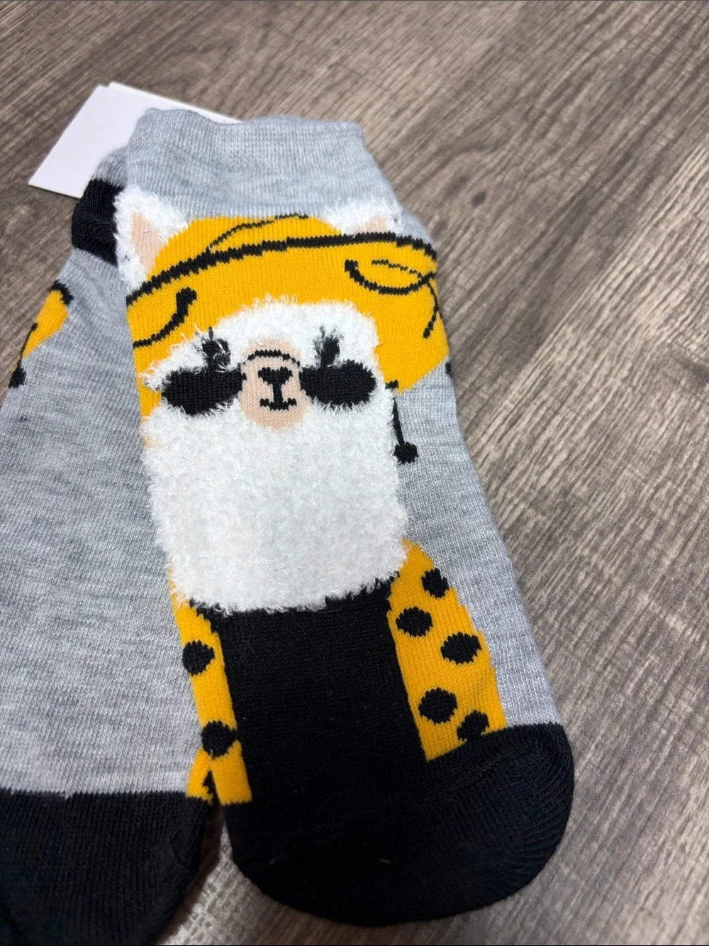 🍍5 for $30🍍 Womens Low-Cut Socks with Yellow Llama Design by Xhilaration